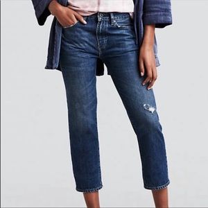 Levi’s slim straight leg distressed cropped jeans